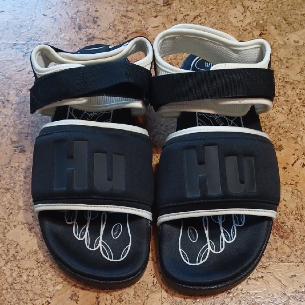 Adidas Men's Pharrell Williams Hu Adilette Sandals Size 10 NEW